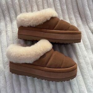 UGG Women's Tan Shearling Slippers